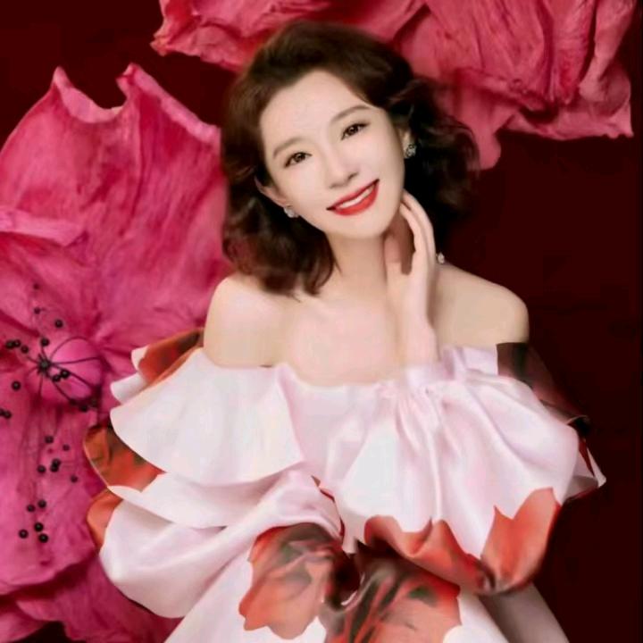 加银科技女性成长