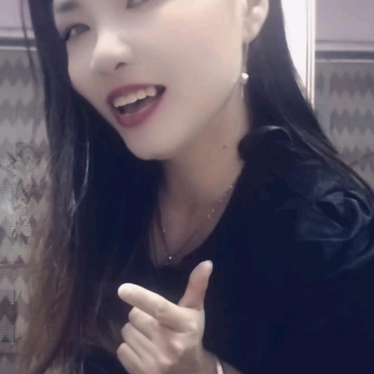 《单身，英姐，》