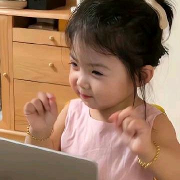 爱吃草莓面包🍞