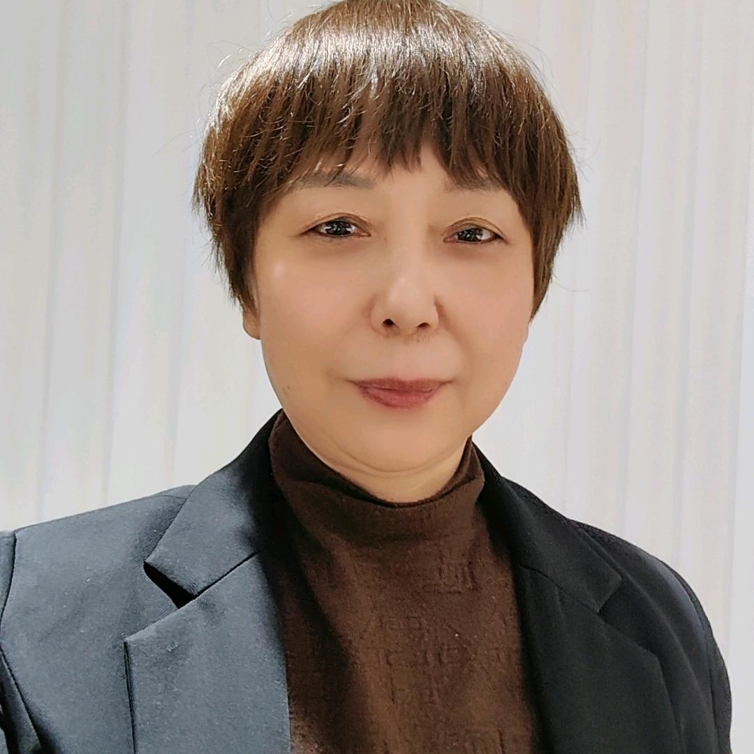 麒麟家居杨姐