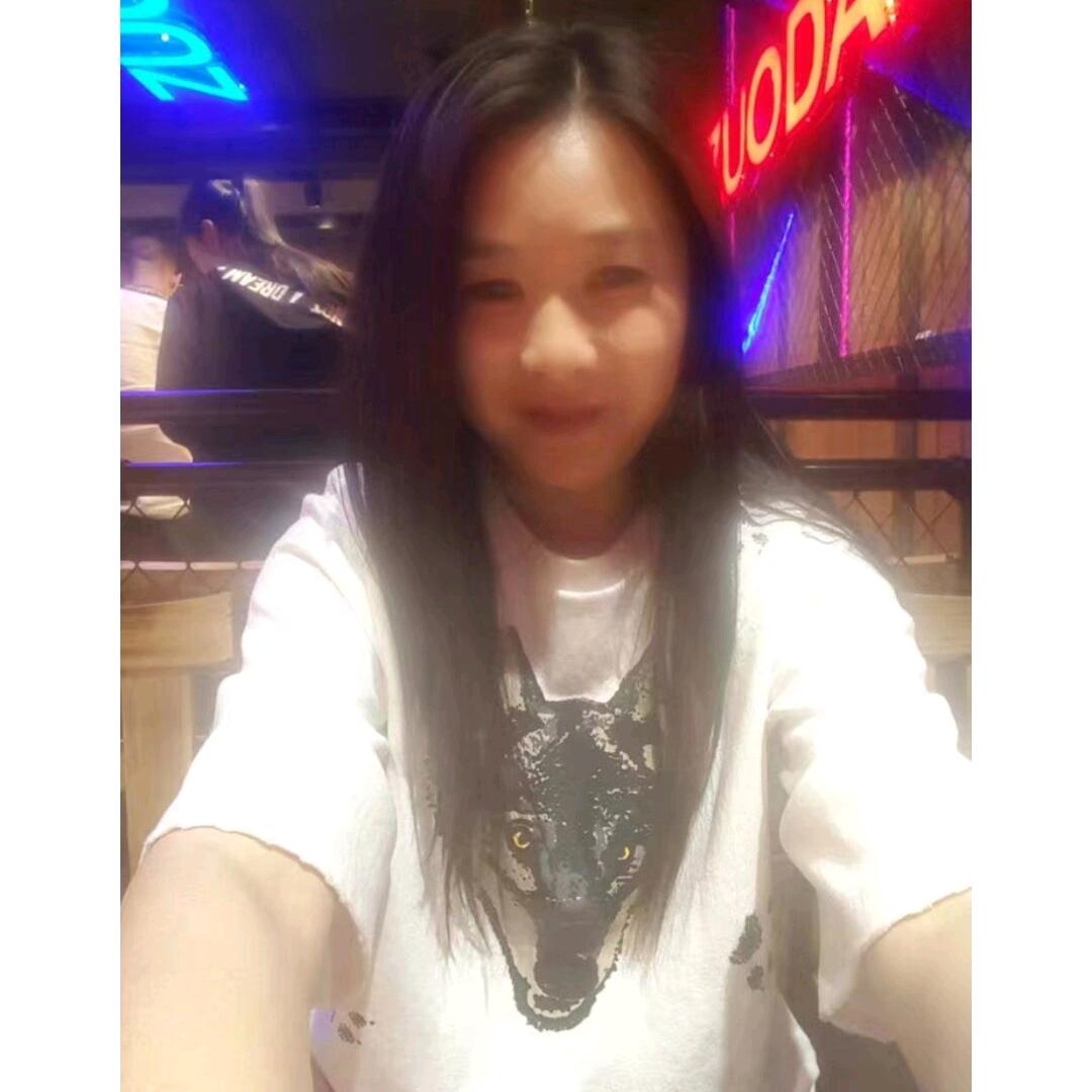 嘻嘻女装★★★