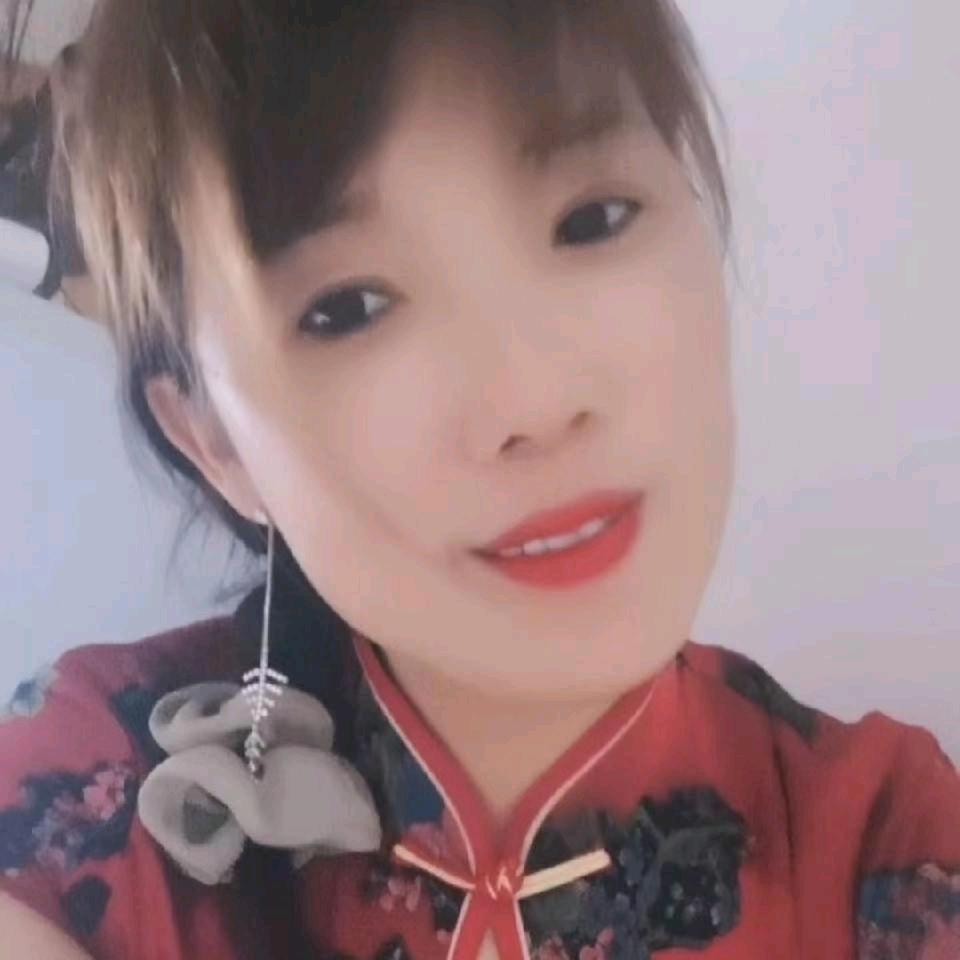 英子