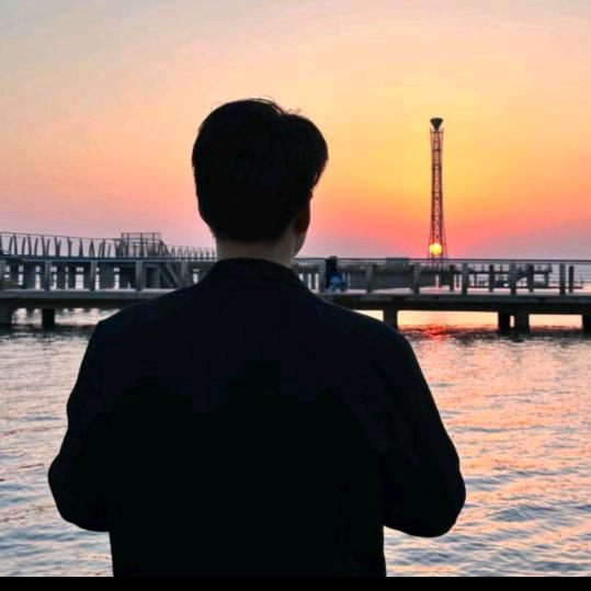 夜宴音乐酒吧 订台小陆