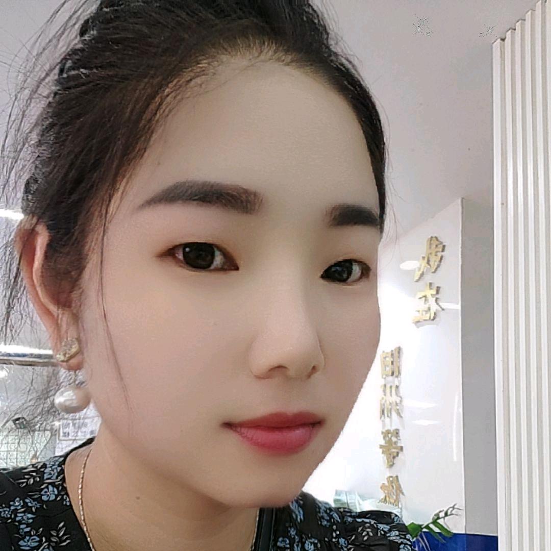 @红红
