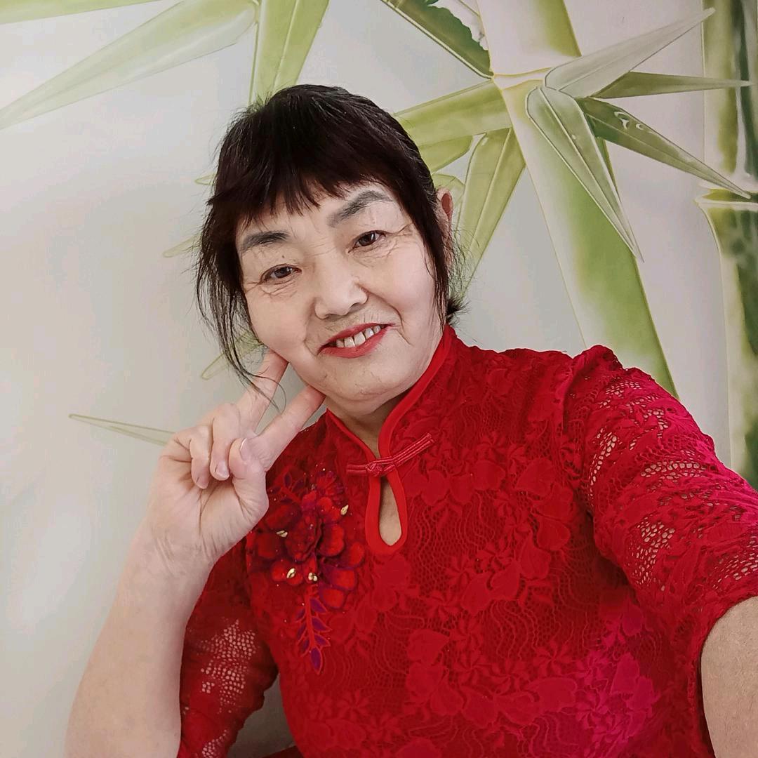 ✨绣花姐✨🎤晚上八点十分开播