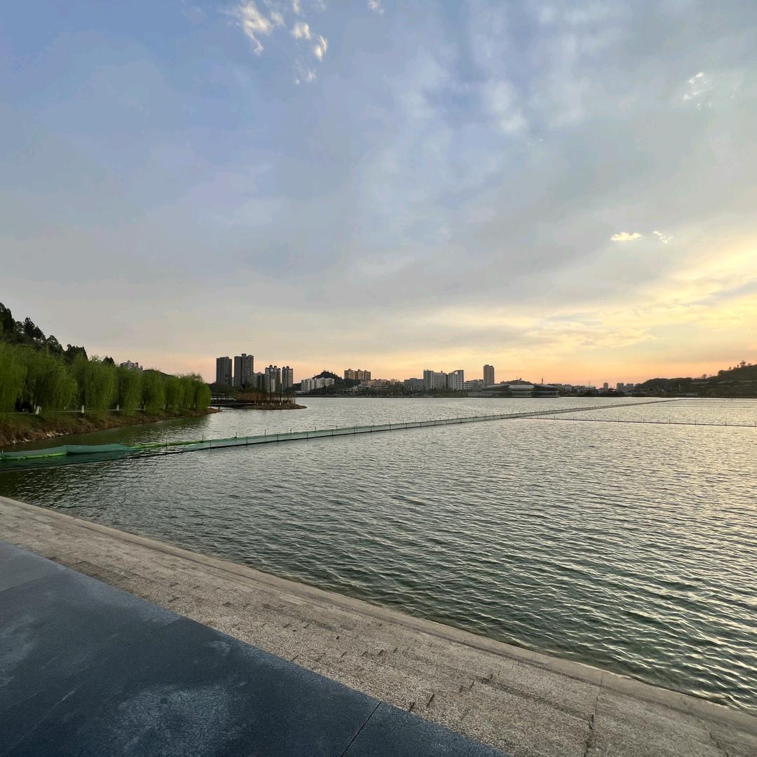 成胜木材加工厂