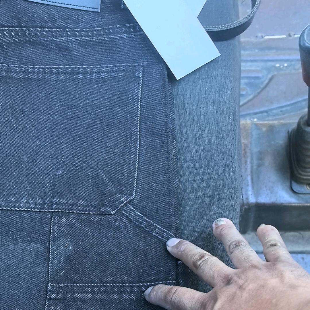 玉林市，玉州区发殴服装制衣厂