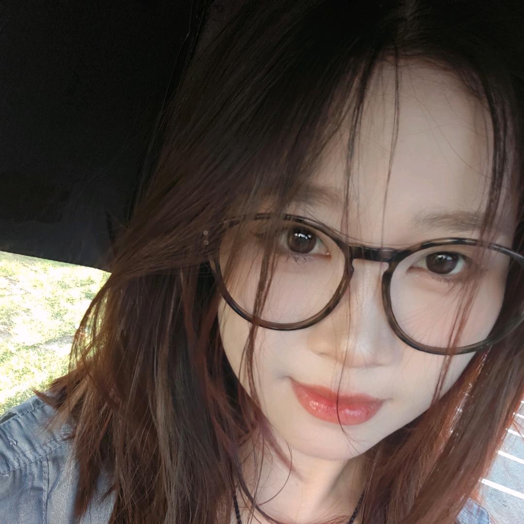 黄小月