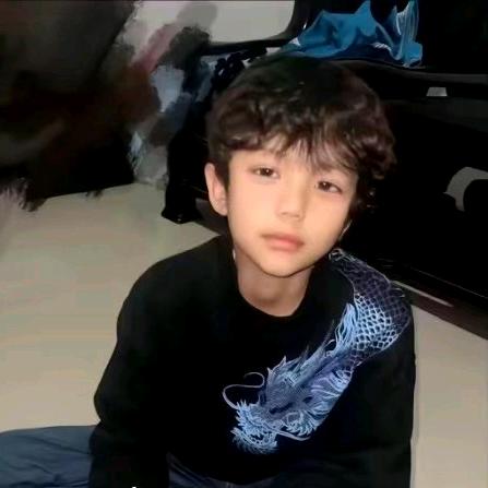 纯路人（啊楠）