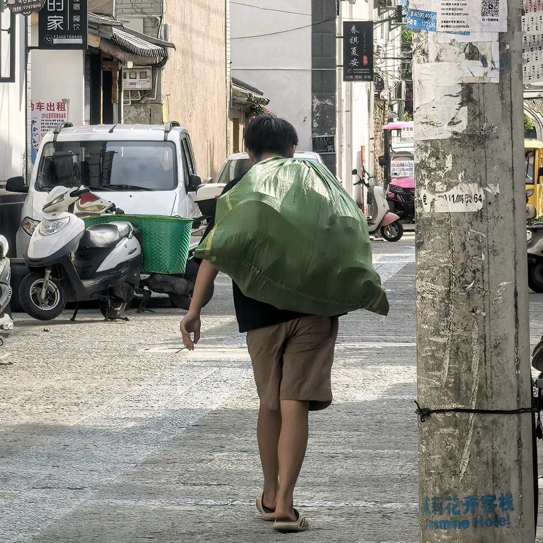 阿颖别跑
