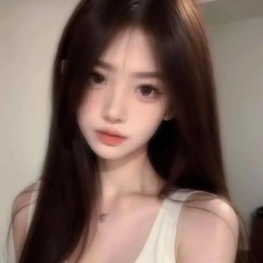 @：