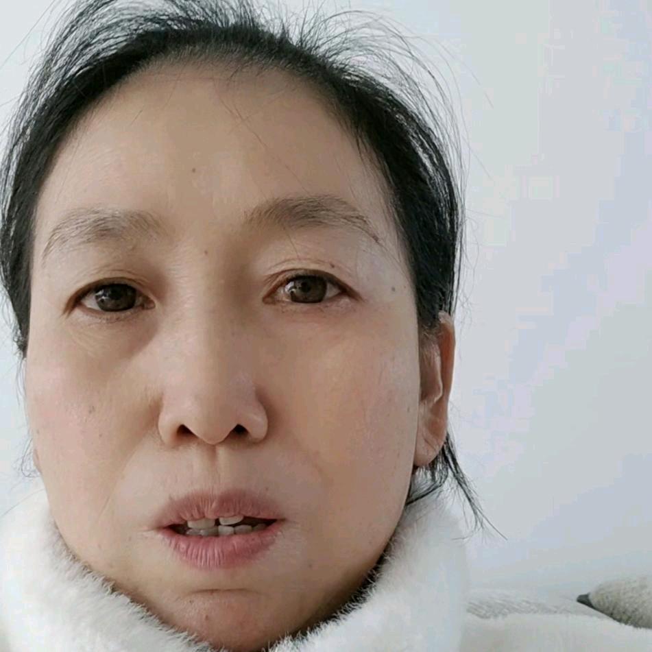 ：＿，小平果，