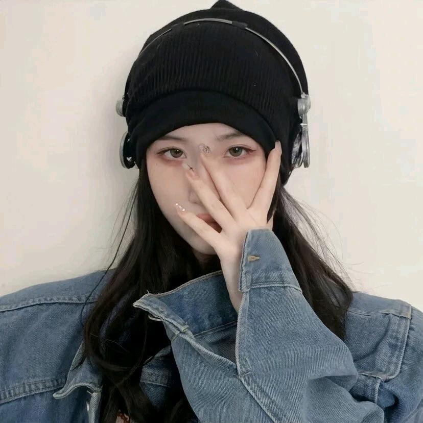 什么都不会的小鱼～