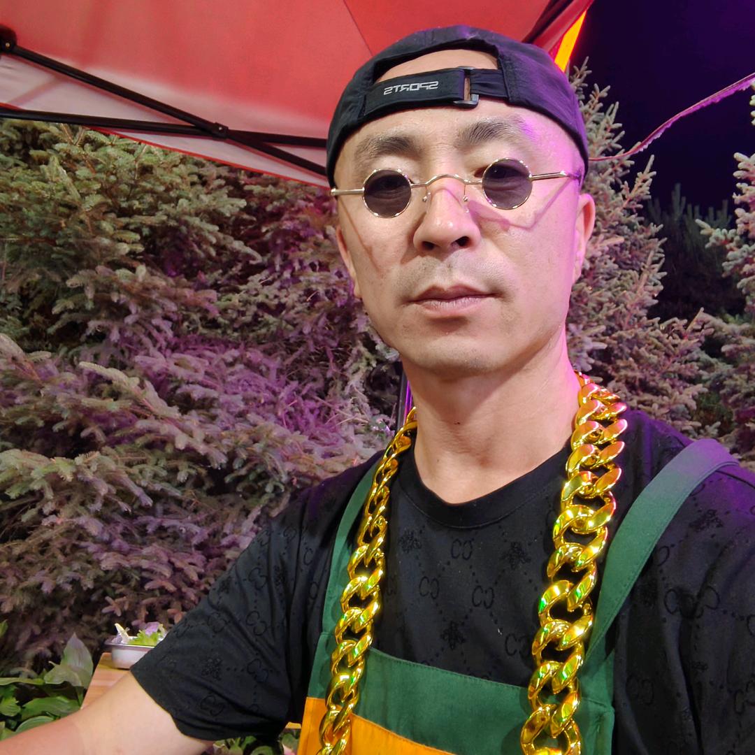 屯大爷流动烤全羊