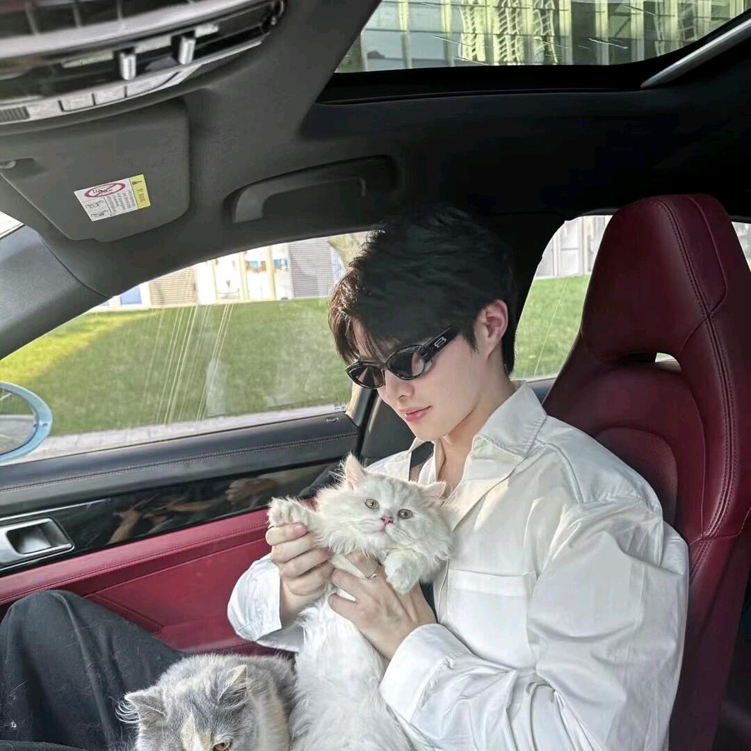 染忆″爷霸气¹⁴⁰¹¹