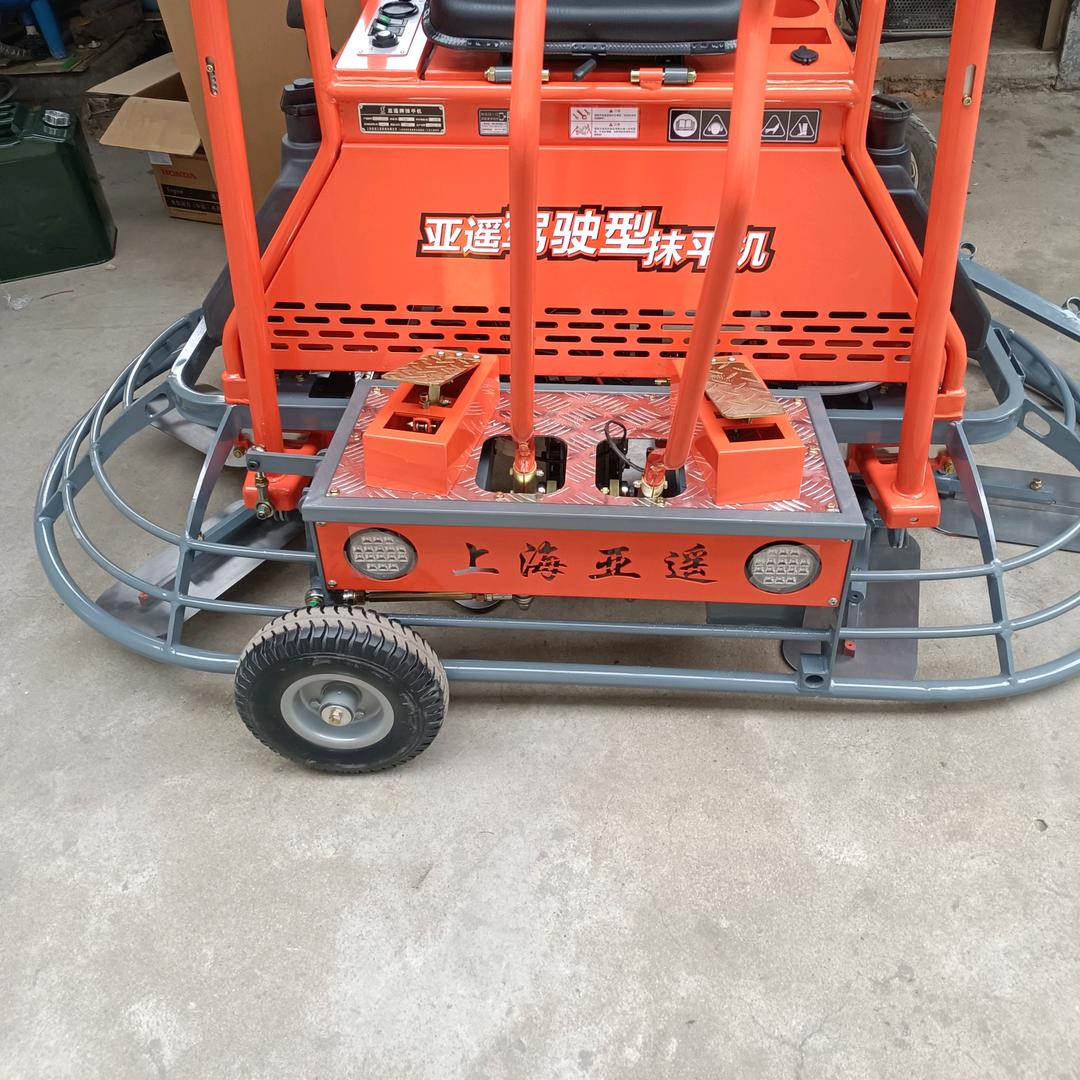 专业地坪承接各种混凝土地面及地面收光