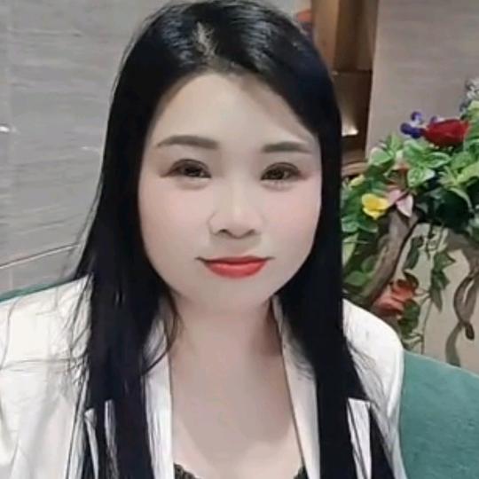 王吖吖