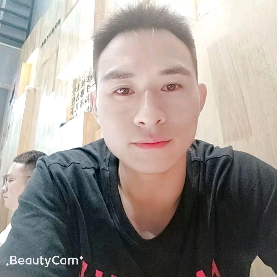 云南小哥818
