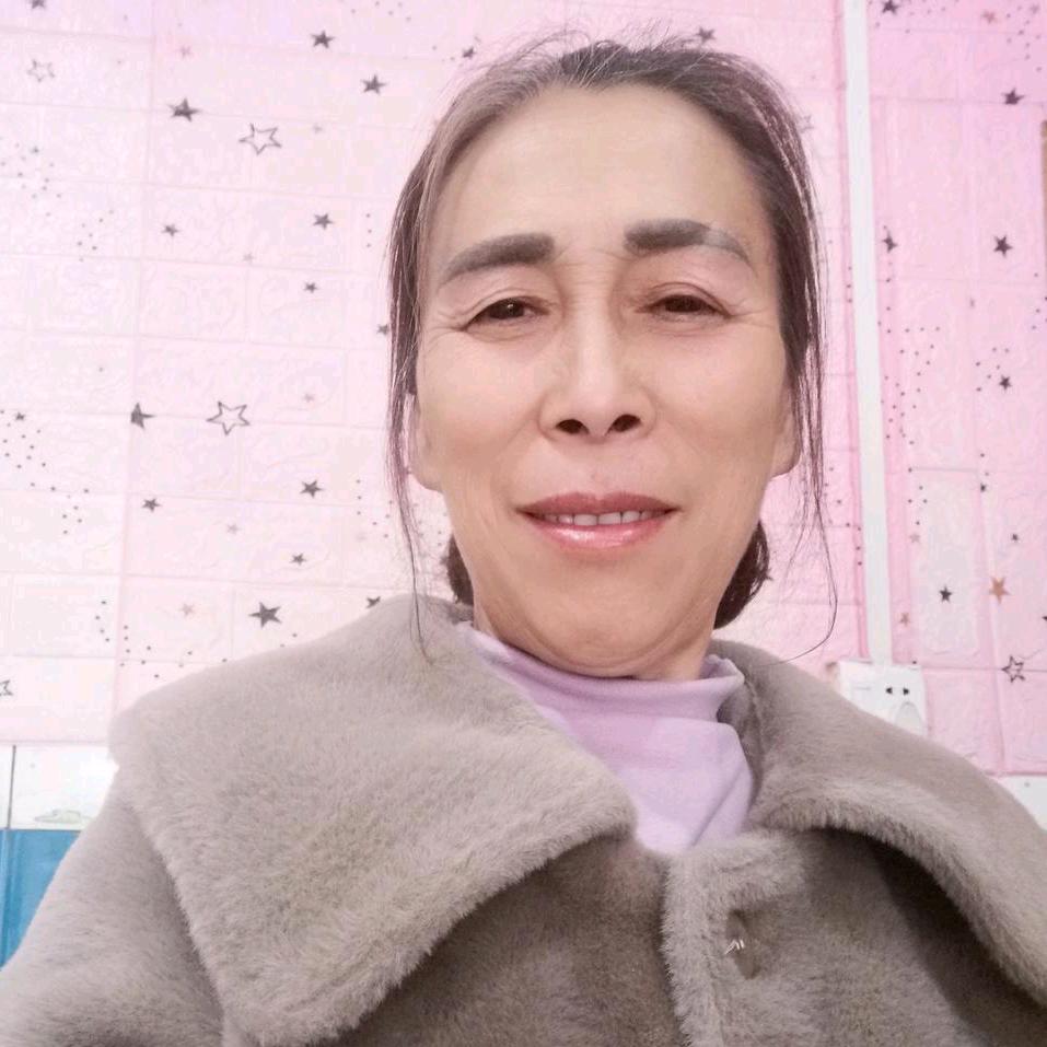 童童奶奶