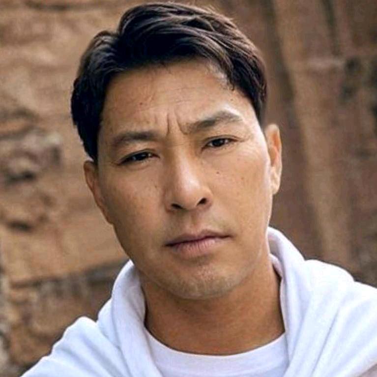云·峰