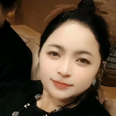 阿旺卓玛服装店