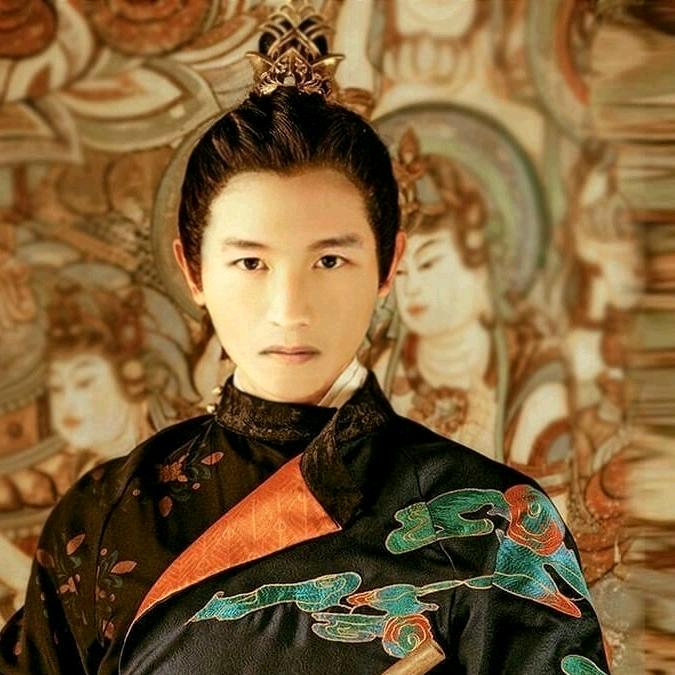 ༺༺ཌༀཉི上官婉児༃ༀད༻