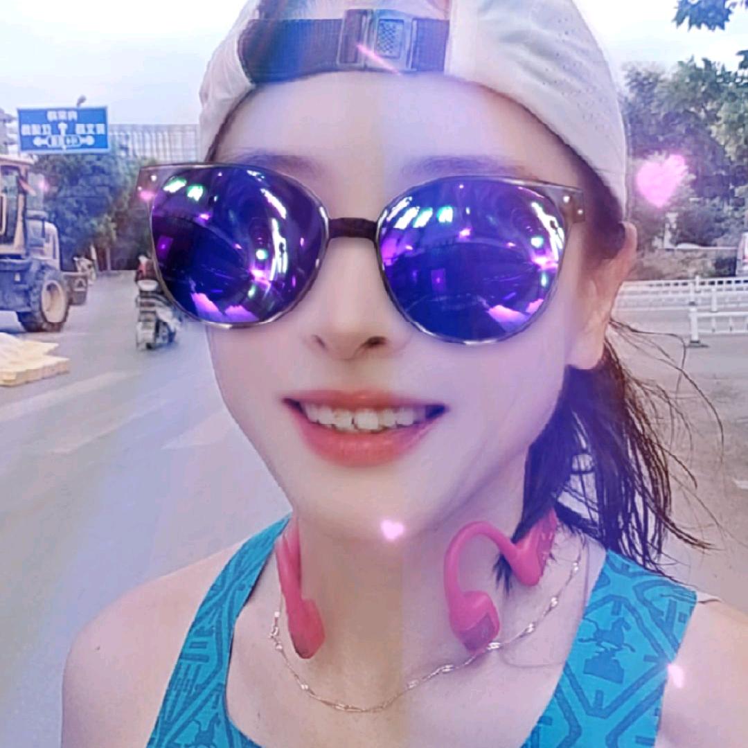 铮铮娘（兰马最后一名）