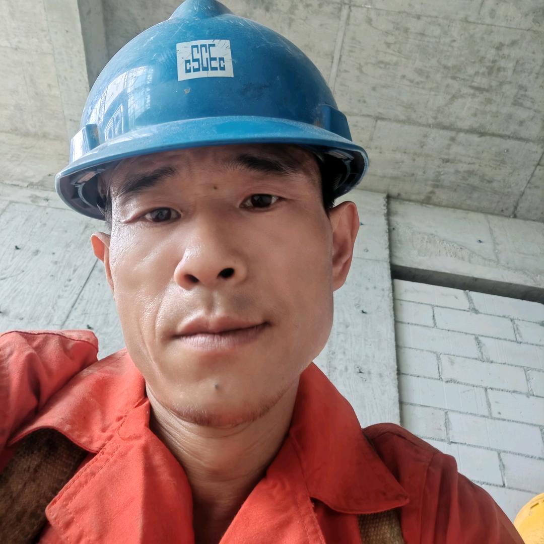 辉