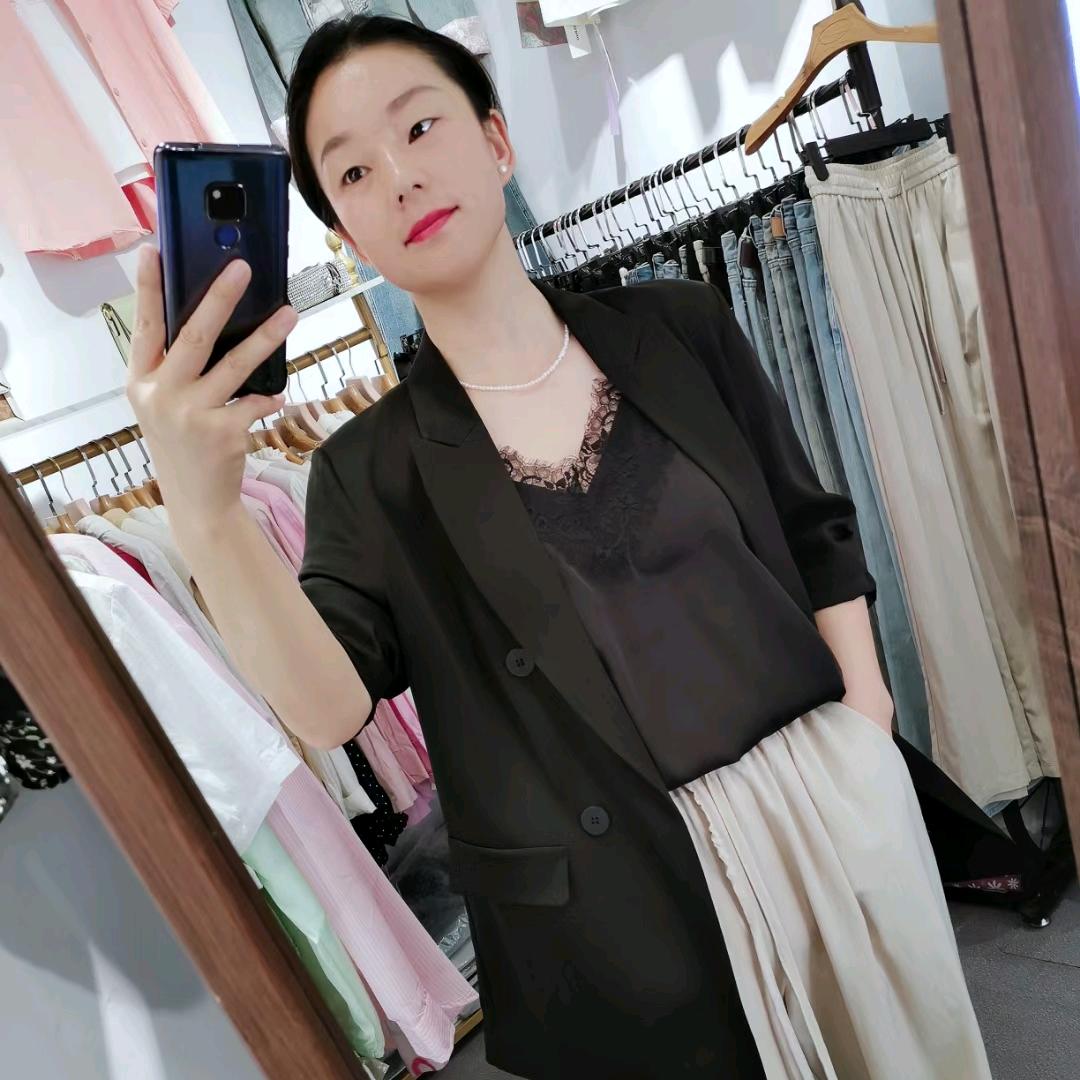 文华衣橱(上午10:50)