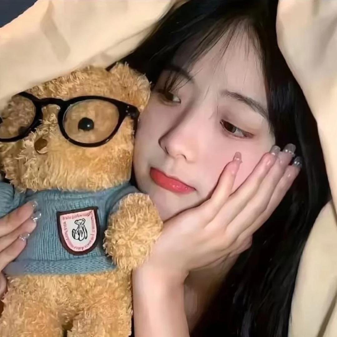 性感母蟑螂发疯猛抽185男大嫩臀