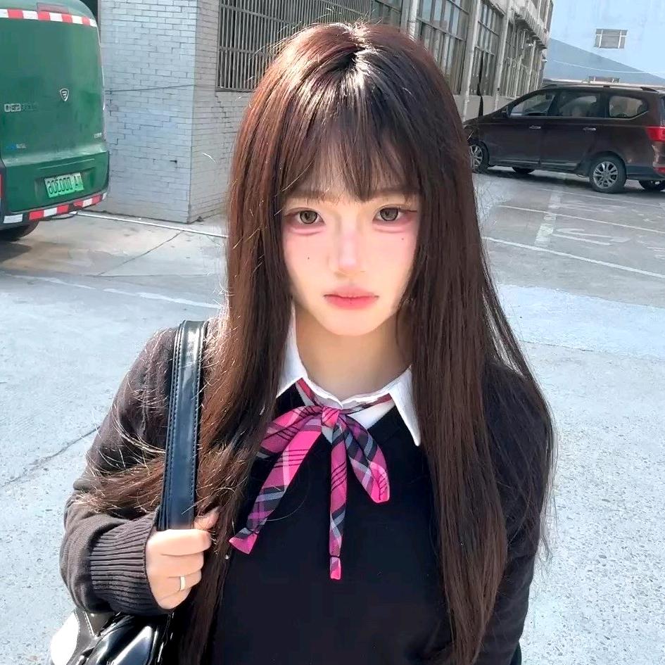 蒂梵夕超捷假发专卖店