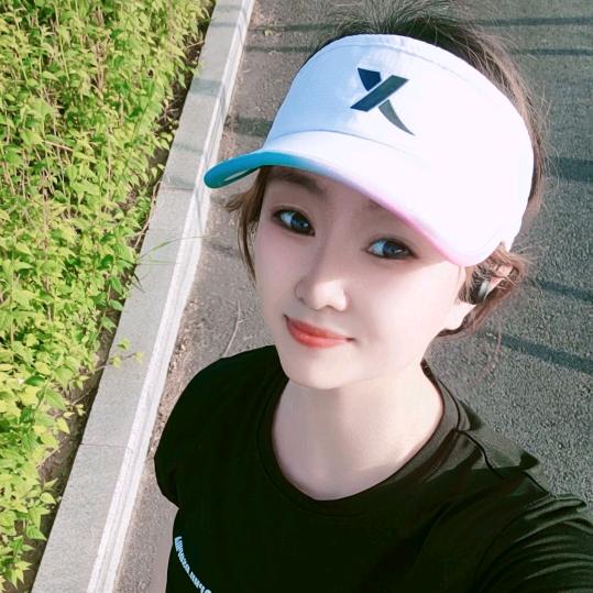 爱跑步的丫头