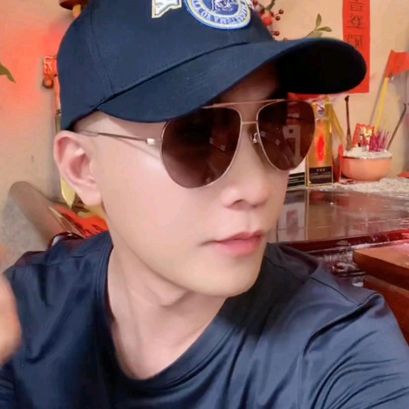 鸡爷🔥不渡无根草