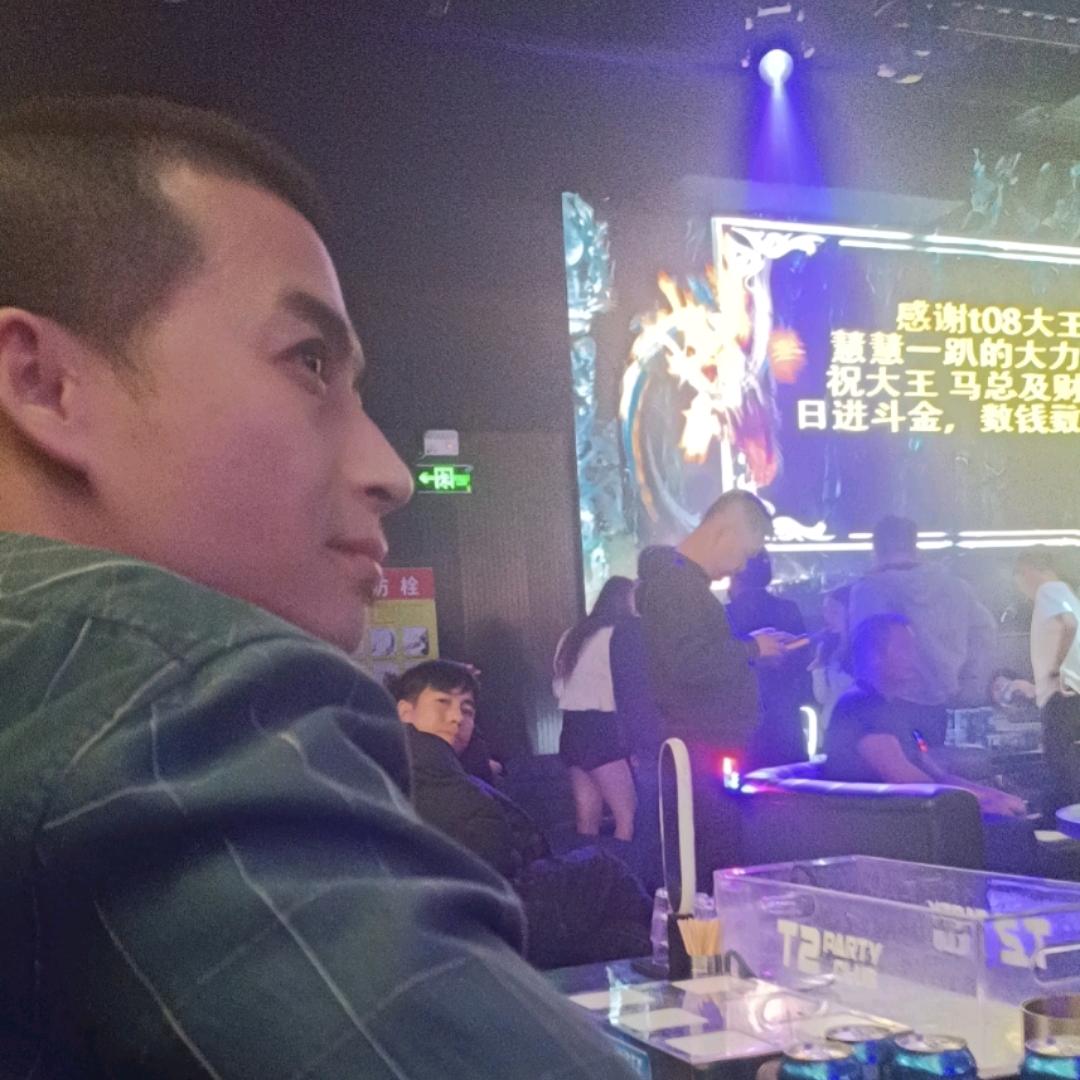 渣渣、輝sir
