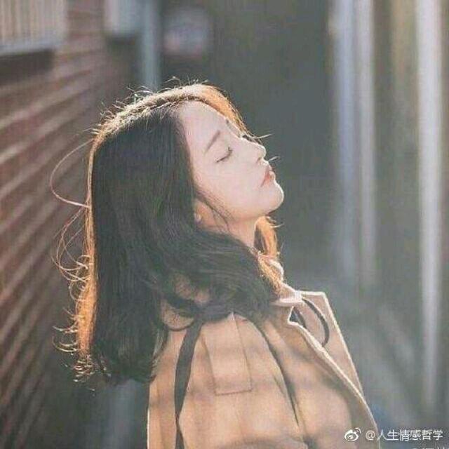 Y~