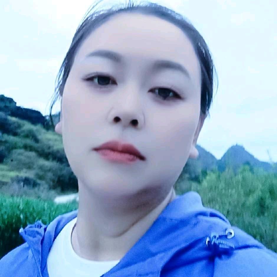 王家幺妹，美好的全家