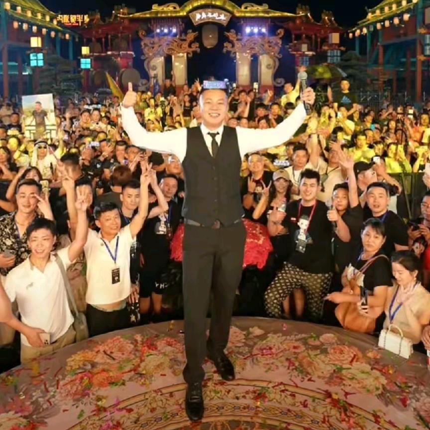 8013伴你一生💕💕💕