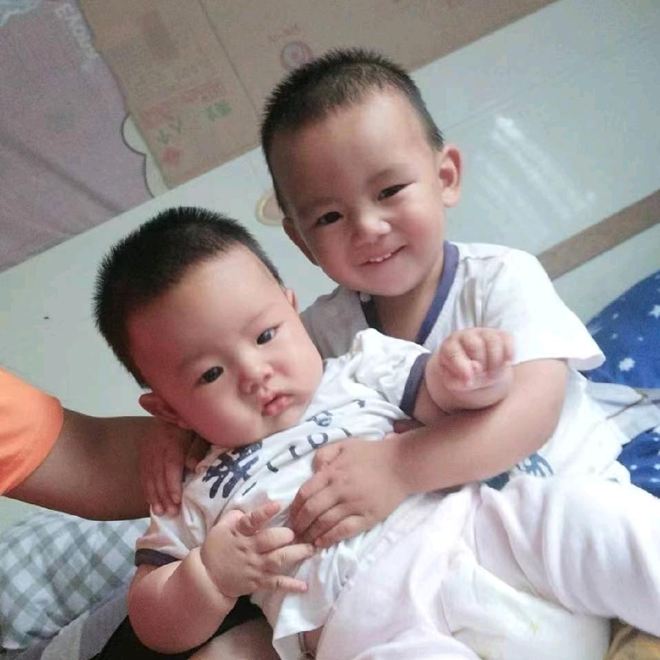 羅仯｡◕‿◕｡