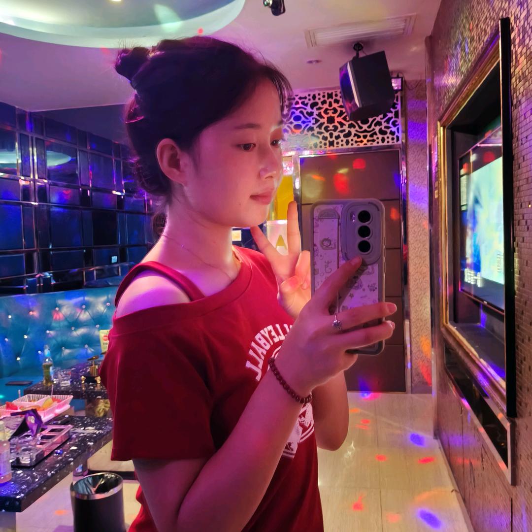 是欣欣子啊