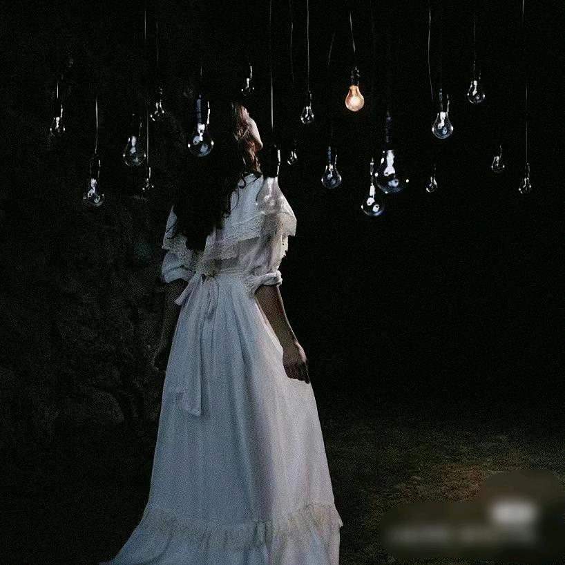 爱讲故事小月亮🌙