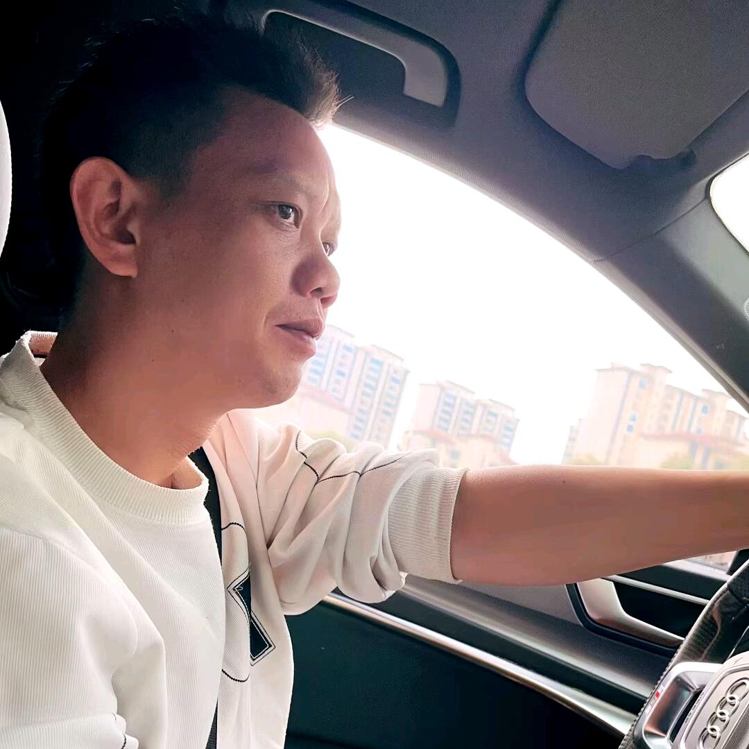 华奥老彭玩奥迪(重庆立奥)