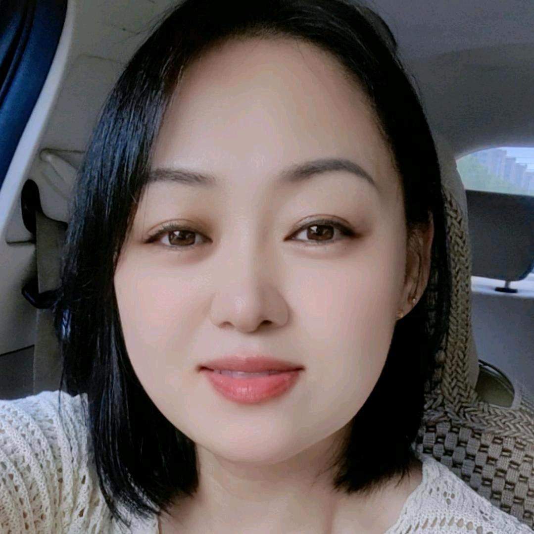我是君君呀～橱窗