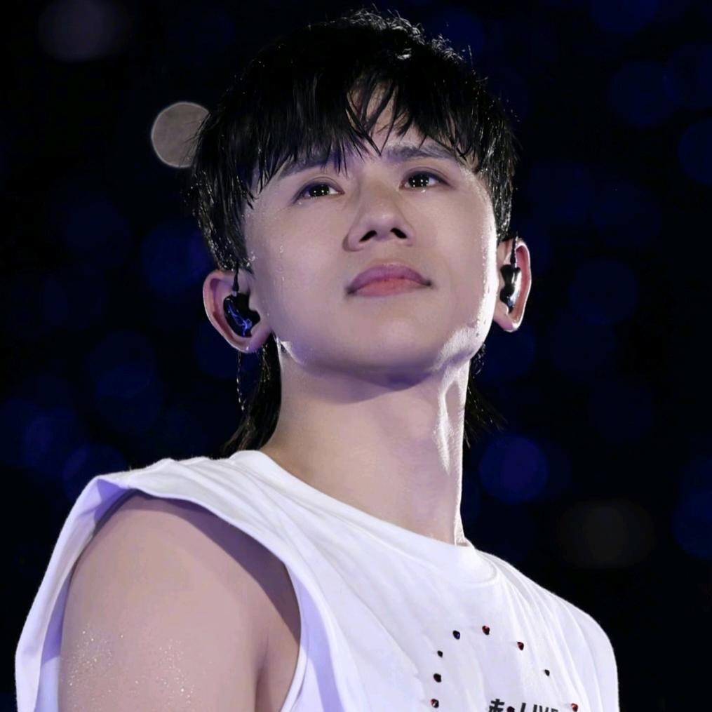 星星^_^