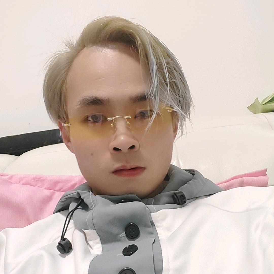 ✔麦烧烤小伙子✔