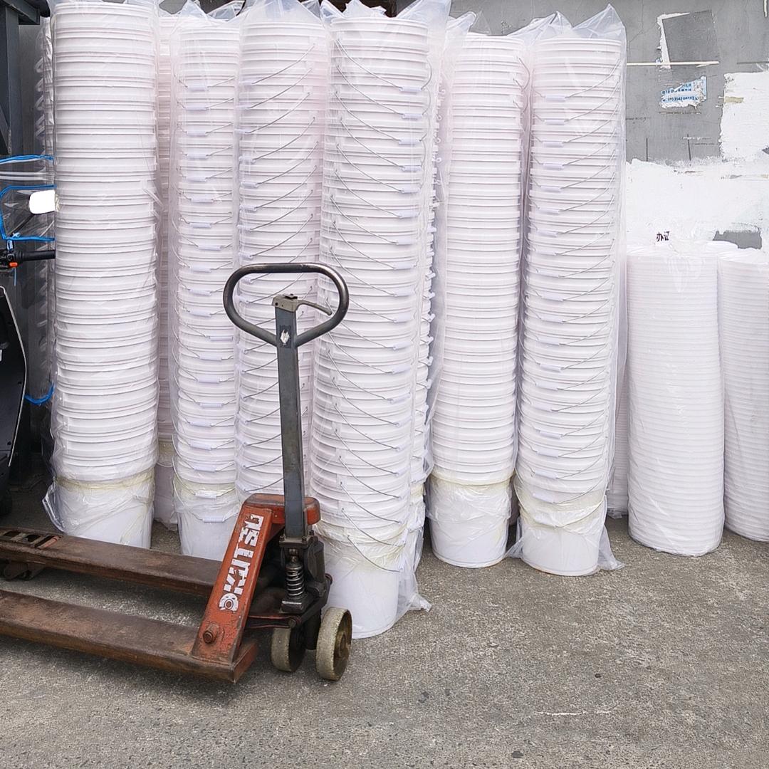 何小皮+个何包蛋