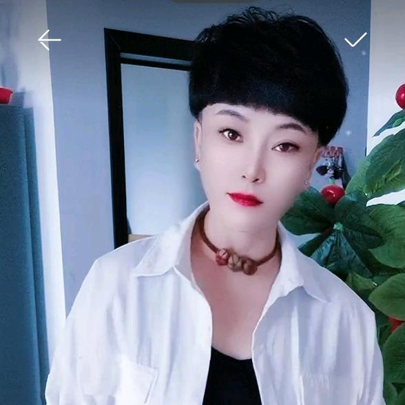 华姐爱唱歌