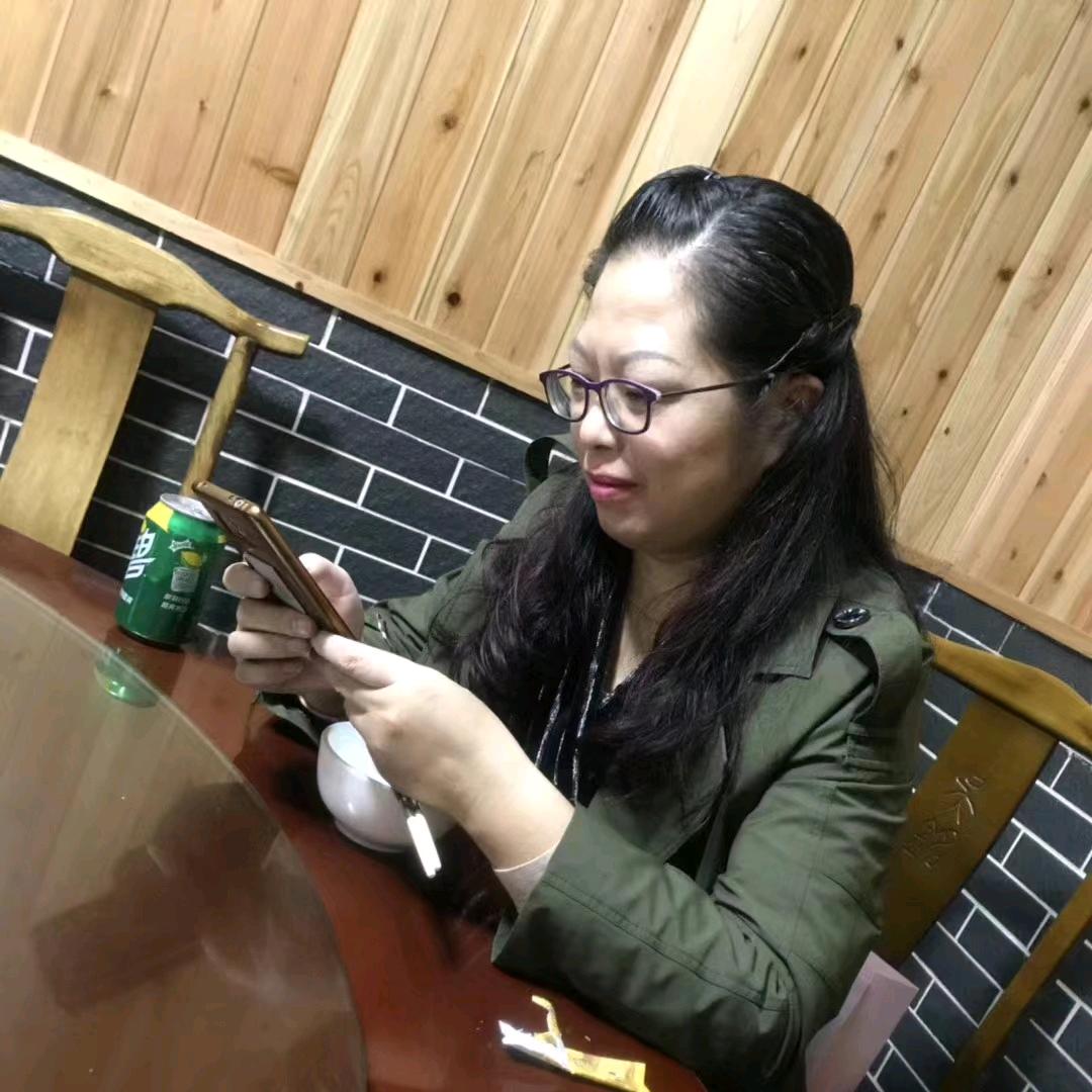 做火锅的餐饮人黄姐