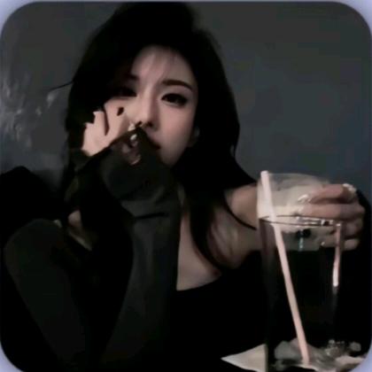 陈𝒞𝒽ℯ𝓃 ᥫᩣ