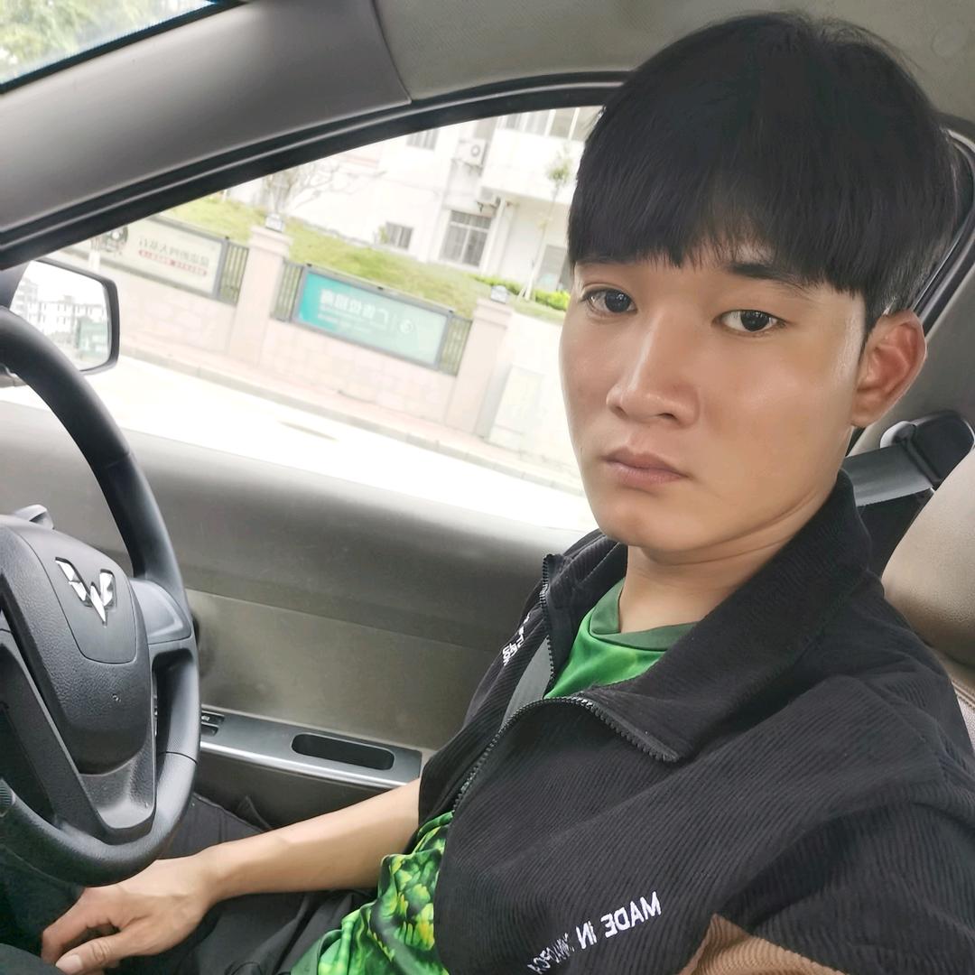 广东高州荷花二少