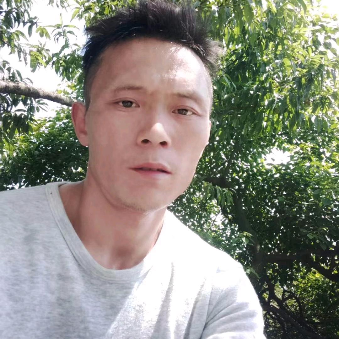 虽然不帅，但是实在！三哥。